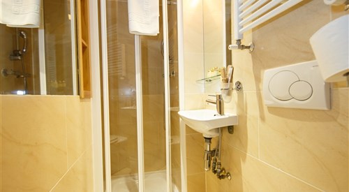 Cartwright Gardens Long Stay, London 3