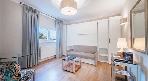 No 1 The Mansions, Kensington 2