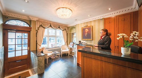 44 Curzon Street, Mayfair 1