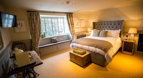 The Porch House, Stow-on-the-Wold 1