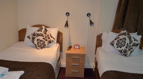 Twickenham Guest House, London 2