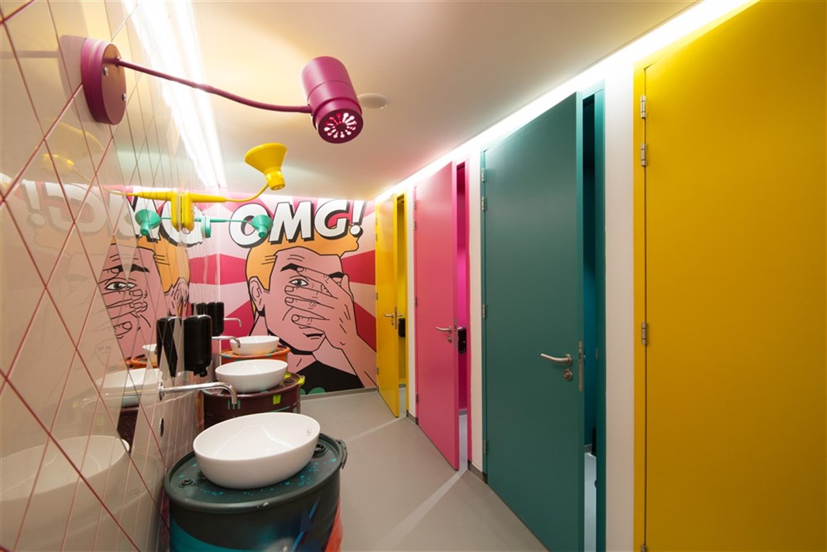Öffentliche Badezimmer
