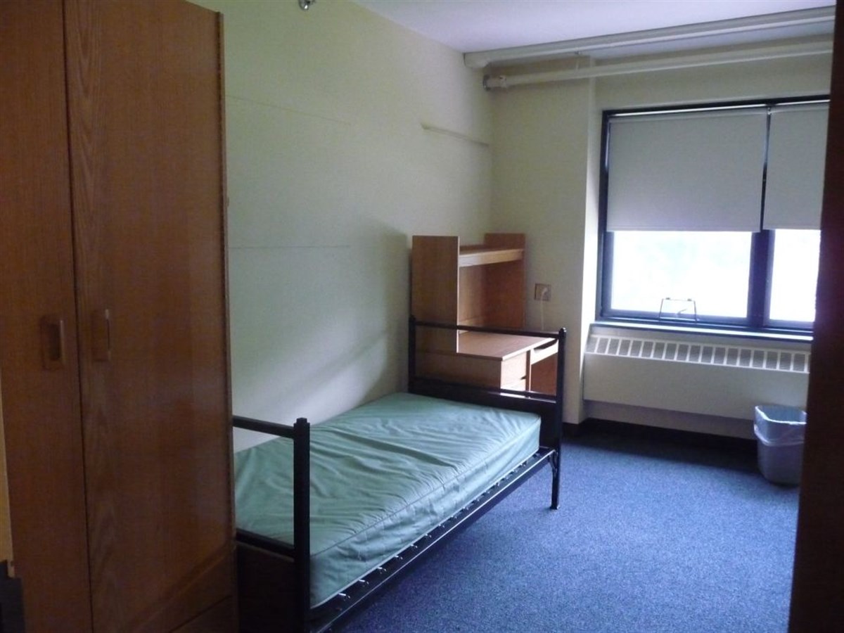 Quarto de ex-alunos