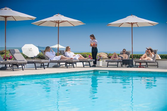 Outdoor Heated Swimming Pool & Tennis Courts