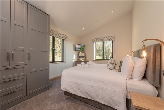 Bedroom 4 - Wake up to birds singing from the treetops