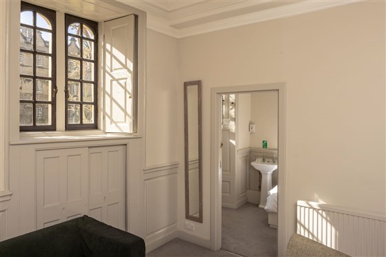 Twin Room Suite