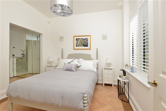 Bedroom/terracewindow