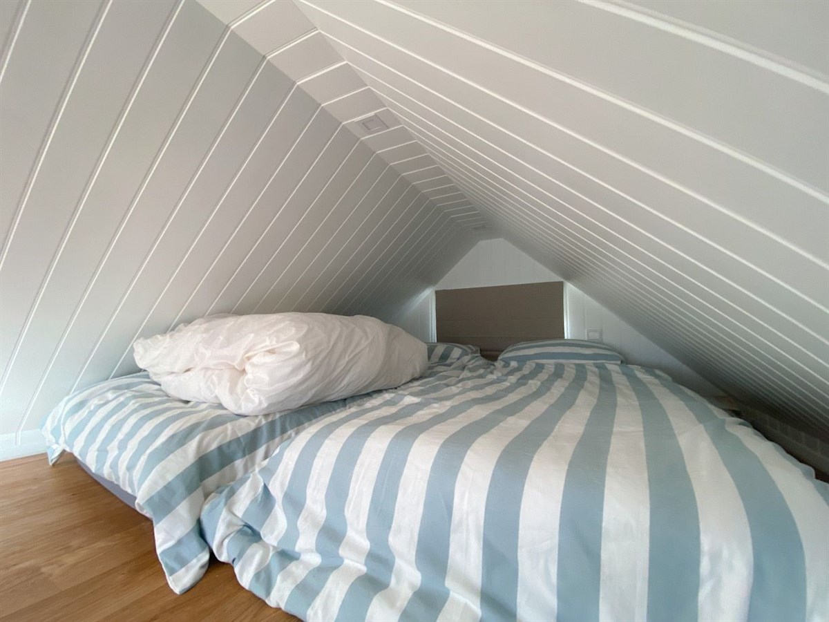 Mezzanine showing two single beds, same on opposite side