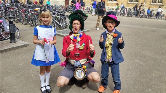 Oxford bicycle tours Oxford + Thames path