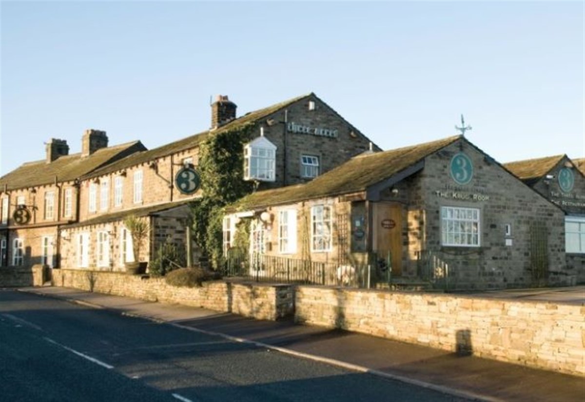 The Three Acres Inn & Restaurant
