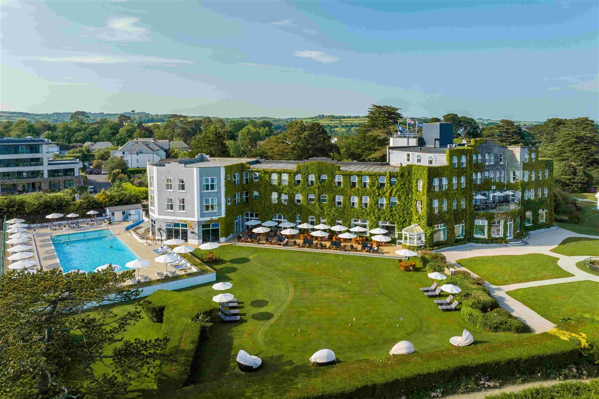 Arial of Hotel and Facilities 
