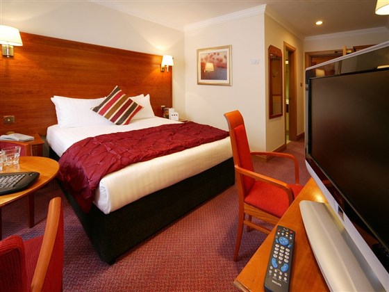 Fairfield Manor Hotel