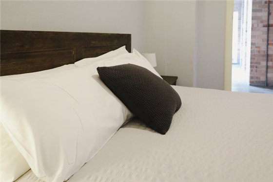 Chambre Lit Queen-Size 3