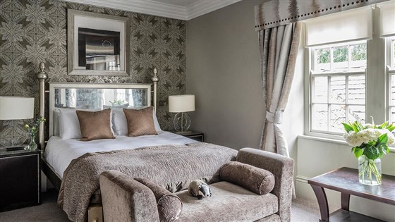 Wood Hall Hotel & Spa