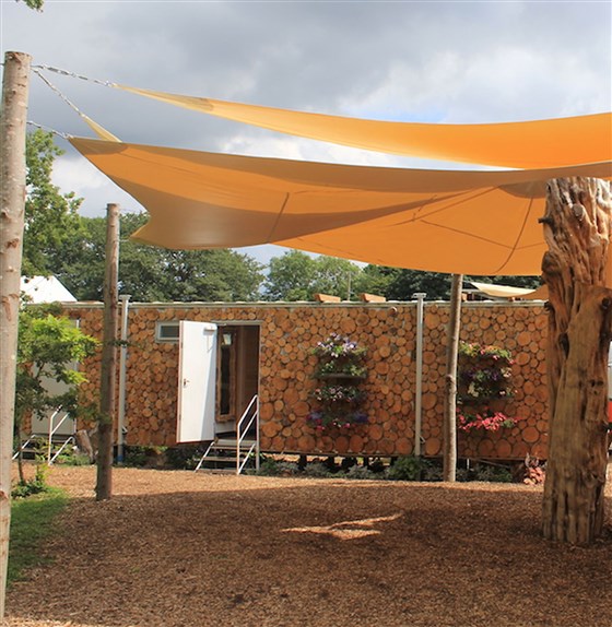 Bloque de ducha e inodoro con calefacción de lujo