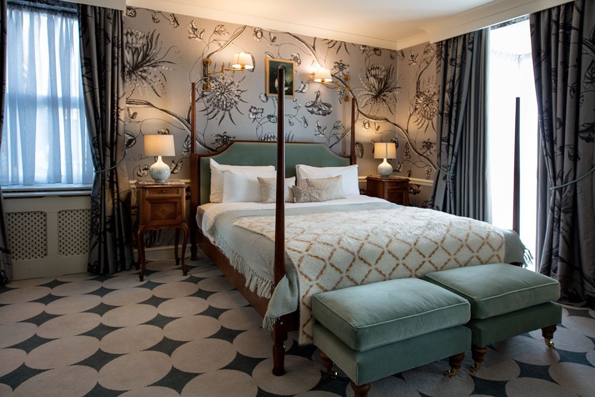 Astley Suite