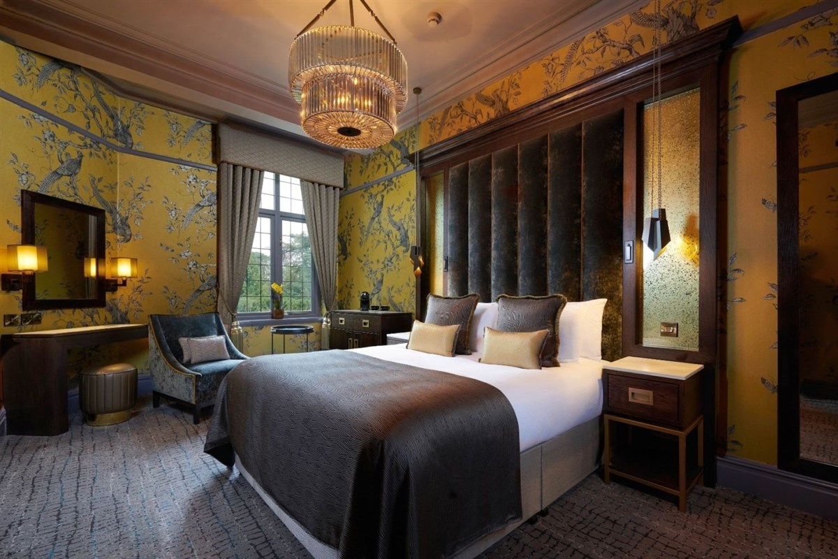 Superior bedroom