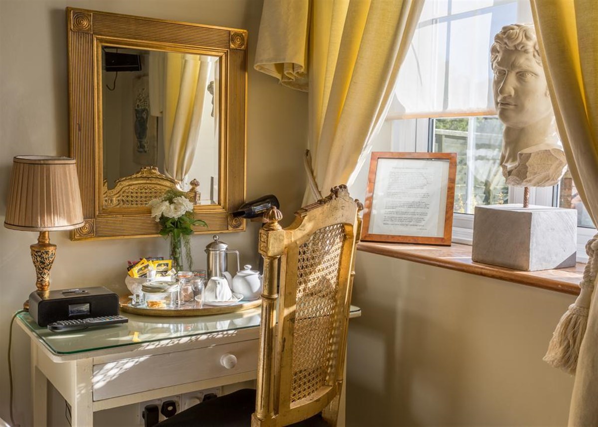 Blounts Court Farm, Wiltshire