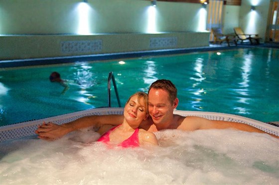 Whirlpool Spa at Ashdown Park