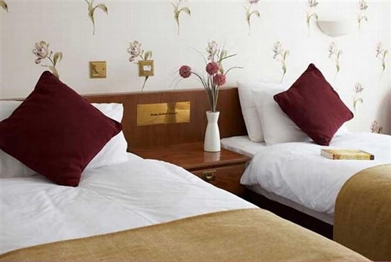 Twin Ensuite