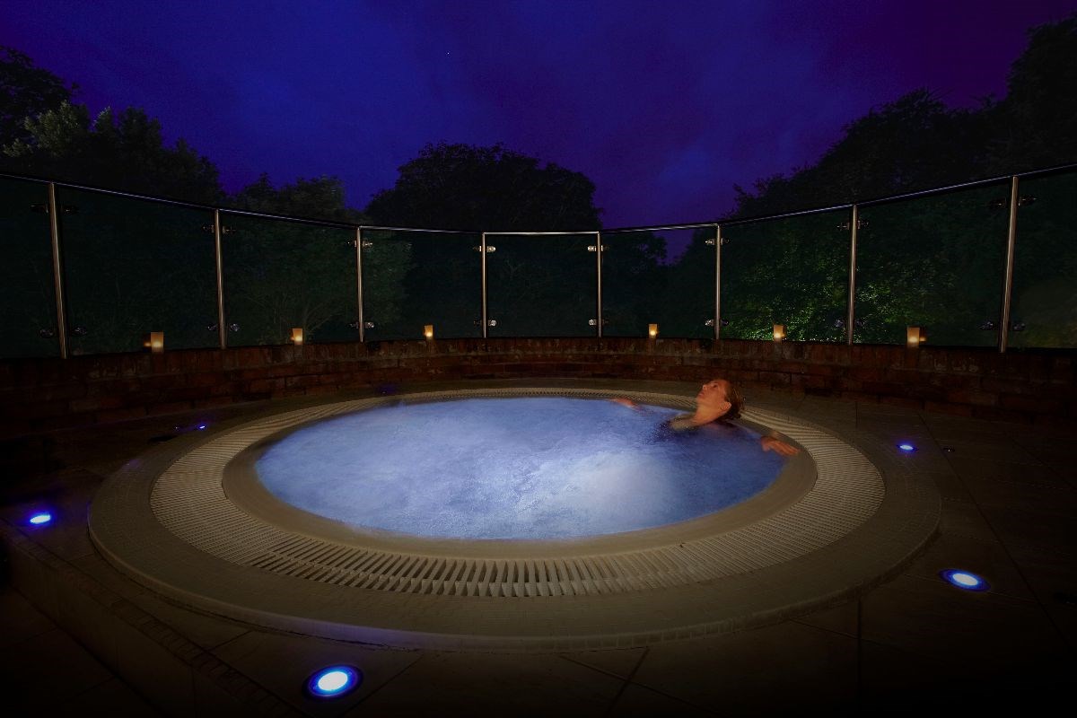 External Hot Tub