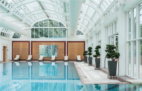 Conservatory style swimming pool