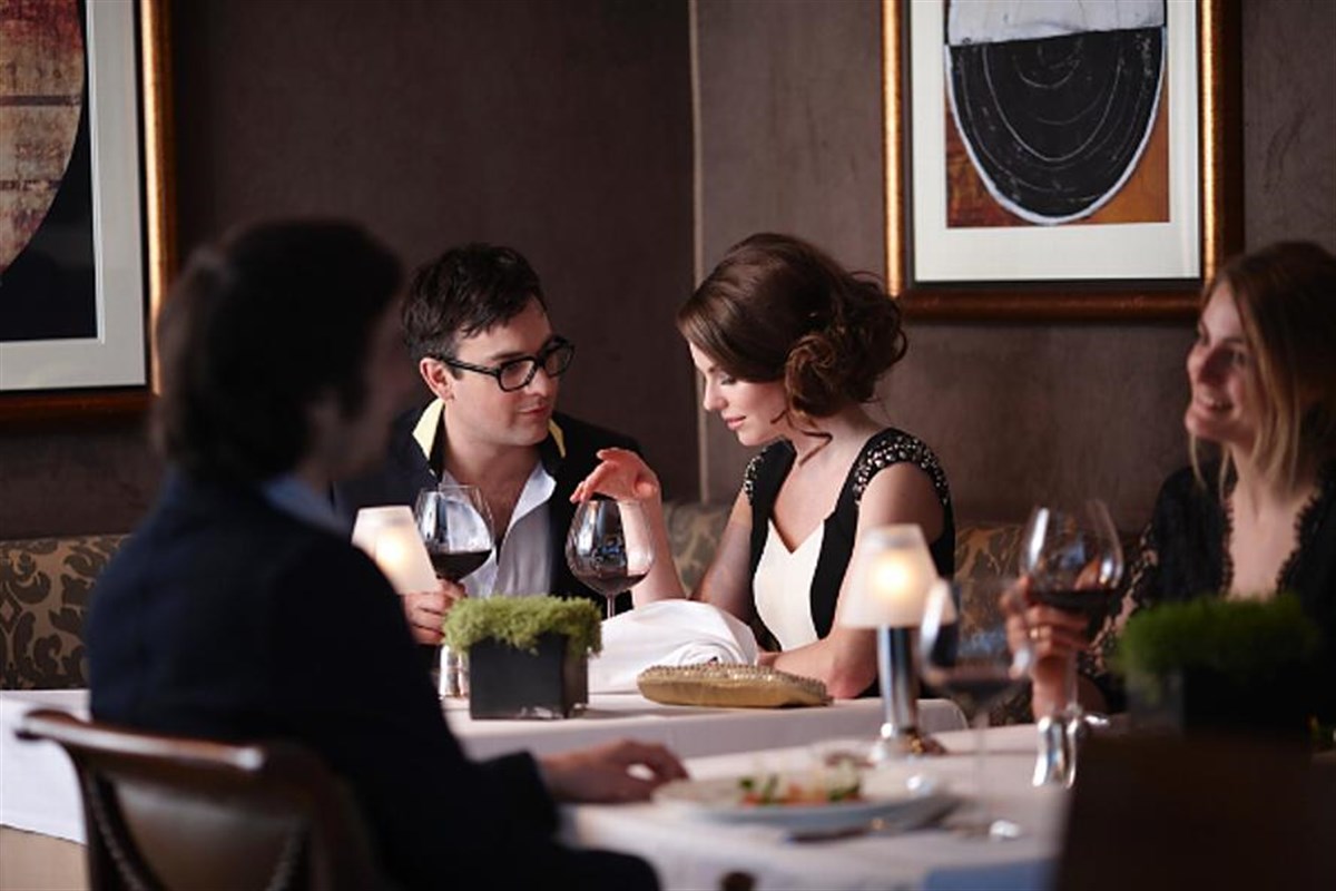 Couple Dining at the Road Hole Restaurant