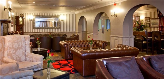 The Chesterfield Lounger Bar