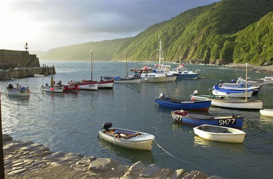 All 11 rooms at the Red Lion have harbour or sea views and the 6 Sail Loft bedrooms have sea views