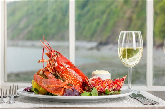 Example of a main course. Clovelly lobster, cooked to order