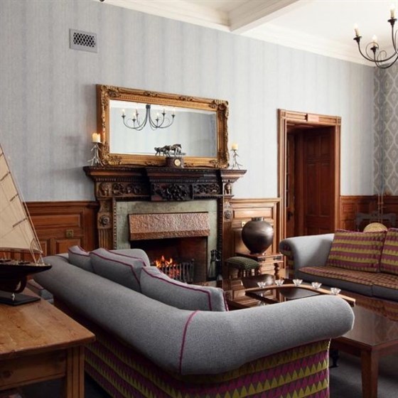 Cosy Lounges