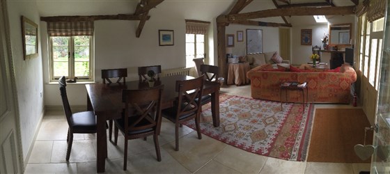 sitting room and dining area