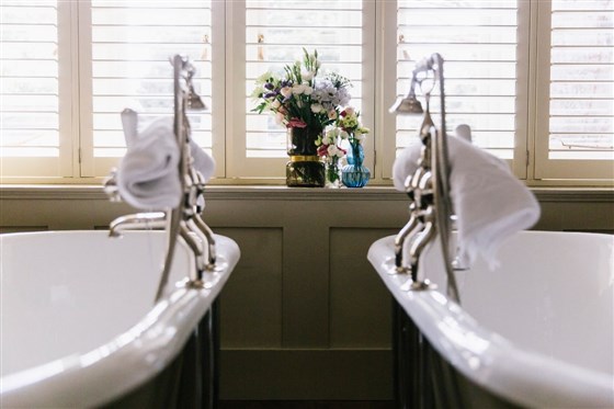 Bridal Suite Bath Tubs