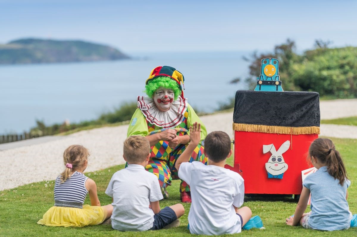 Childrens Entertainment