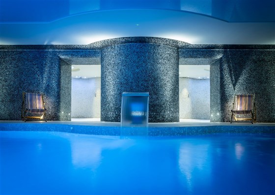 Spa pool