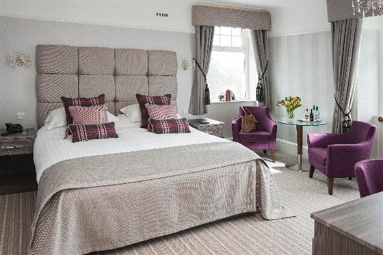 Occasion Bedroom