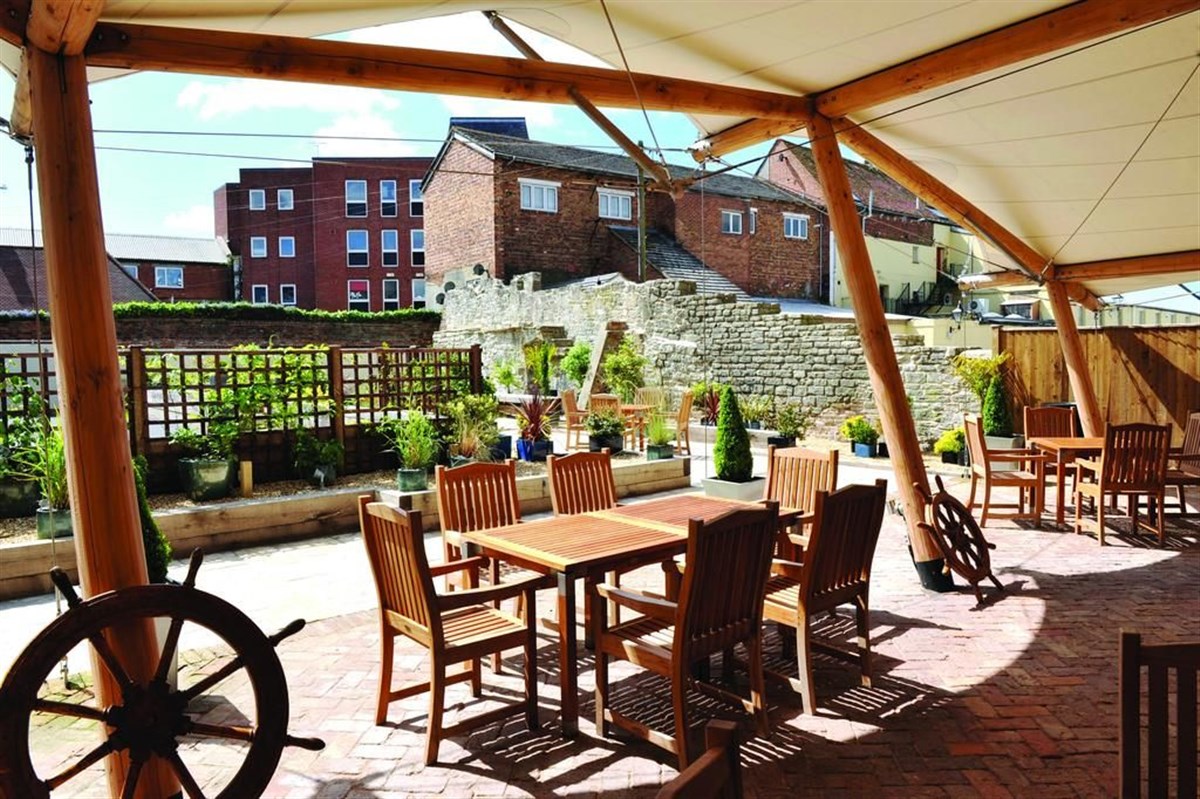 Courtyard 