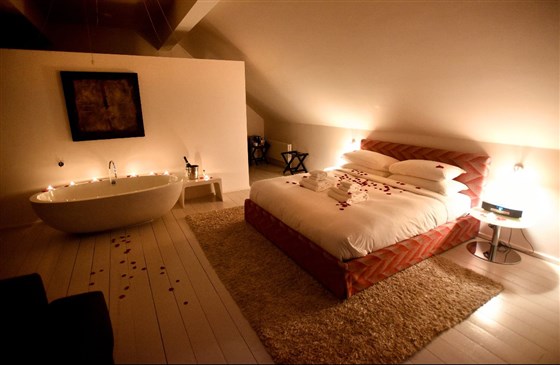 Romantic Loft Suite