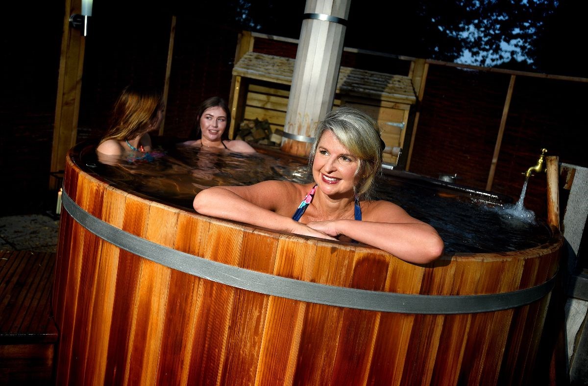 Hot tub
