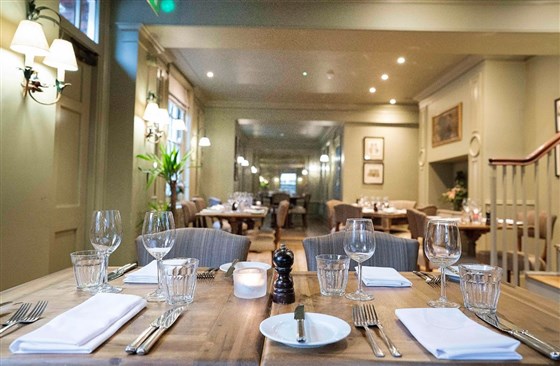 Bistro 