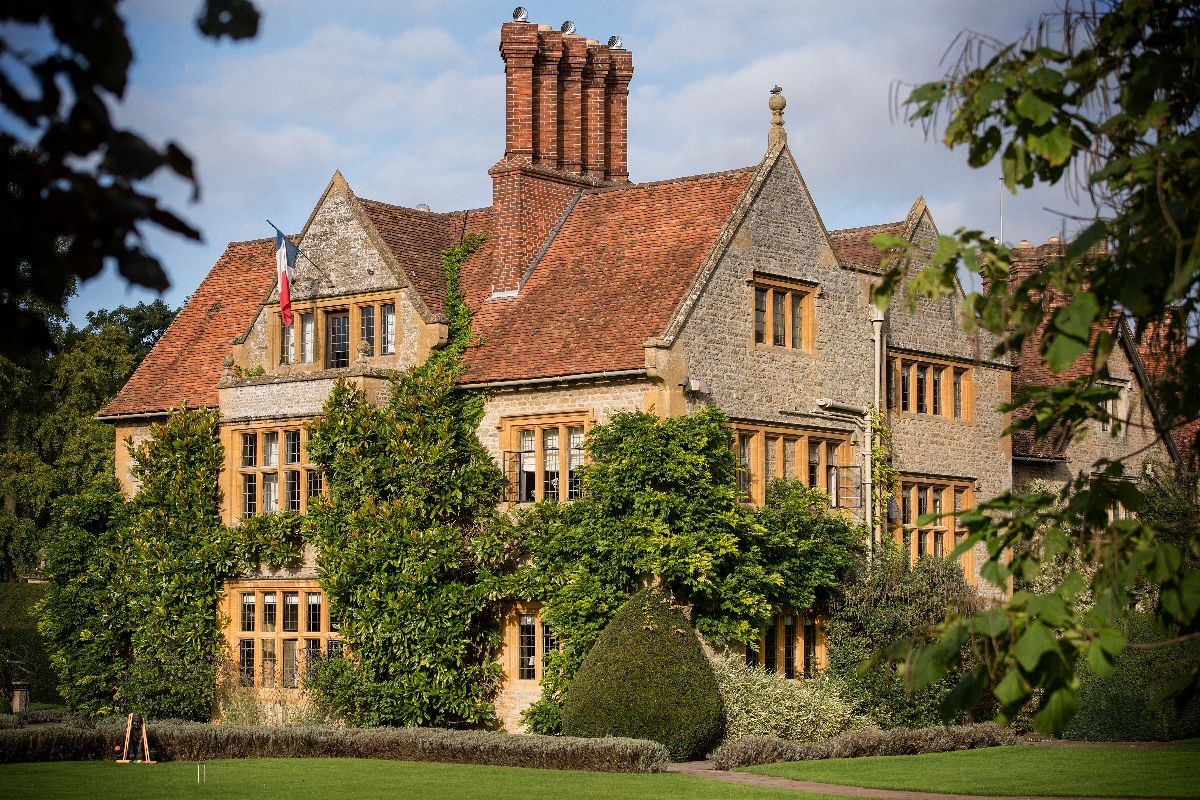 Manor House 