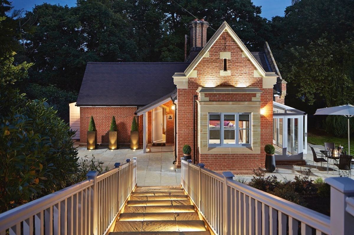 The Gatehouse - Luxury Serviced Apartment 
