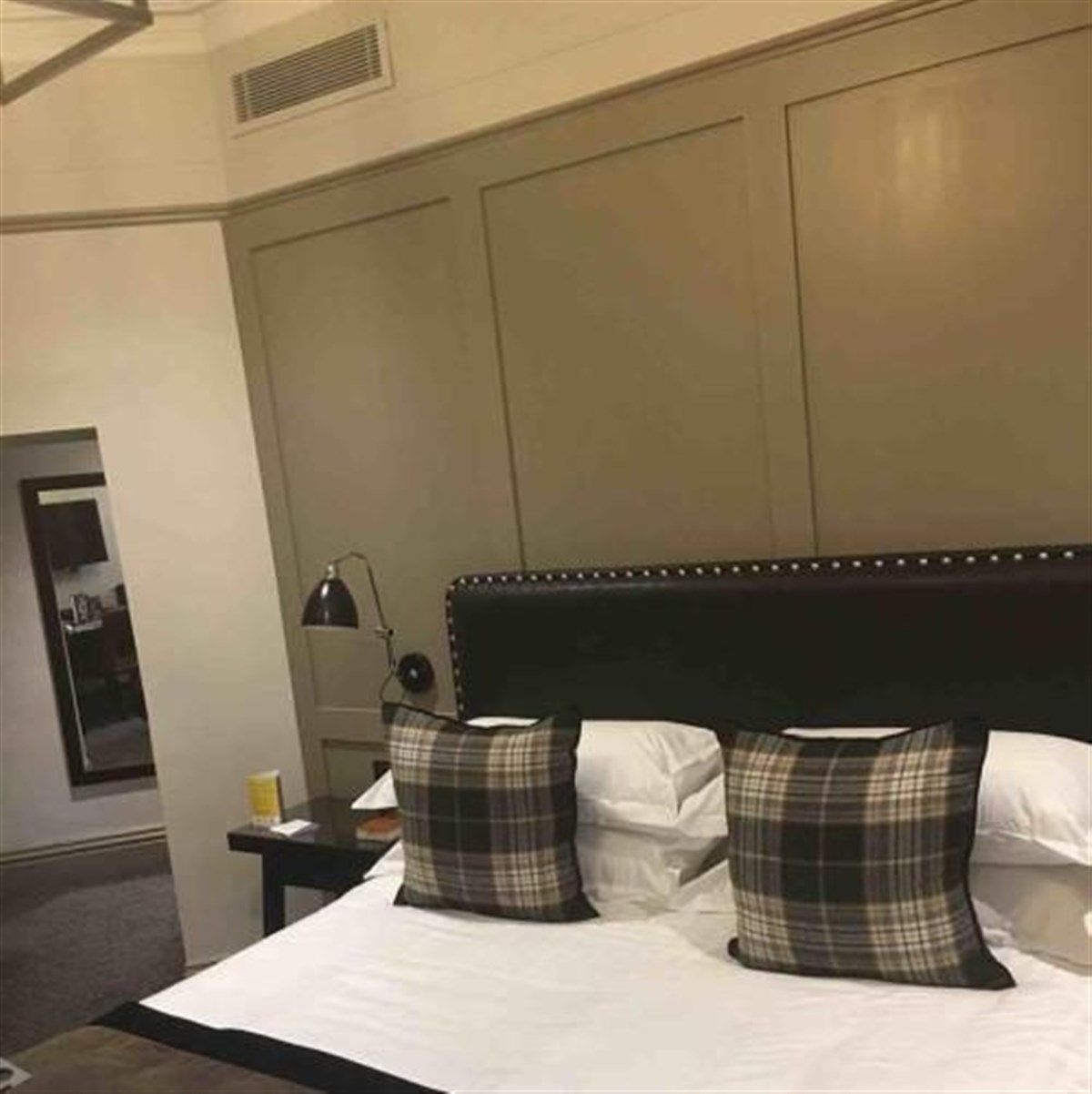 Macdonald Burlington Hotel