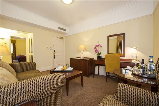 Macdonald Burlington Hotel