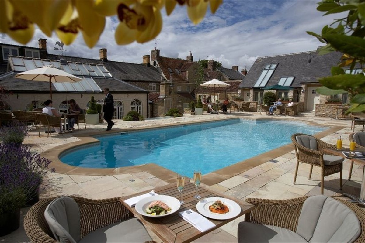 Poolside Dining