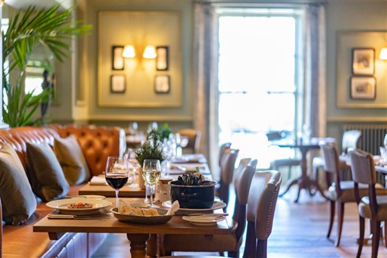 Bistro 