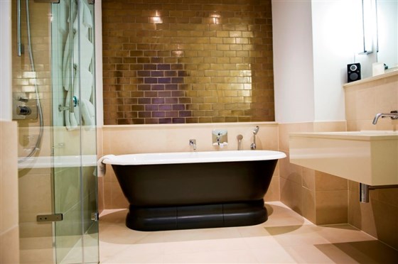 Follifoot Wing Bathroom