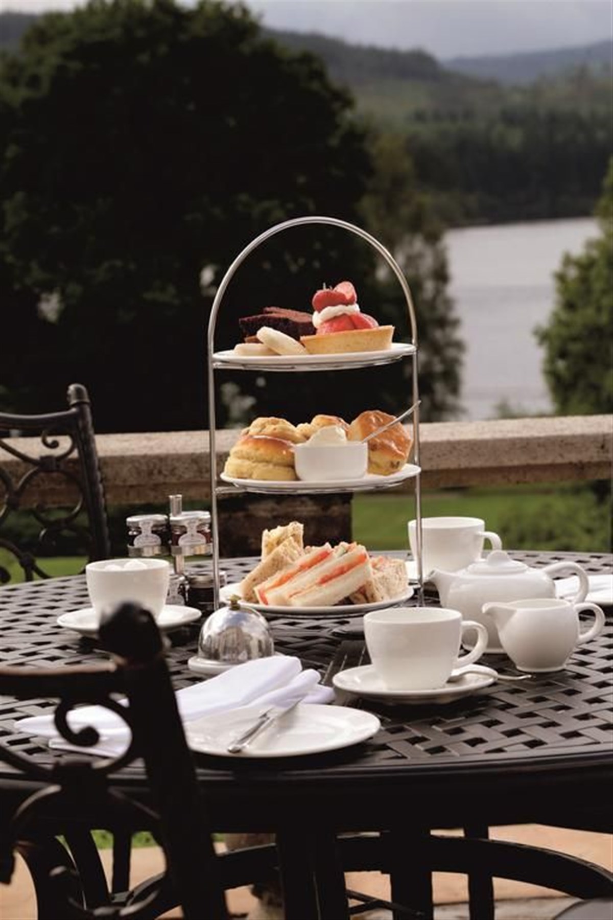 Macdonald Forest Hills Hotel & Resort