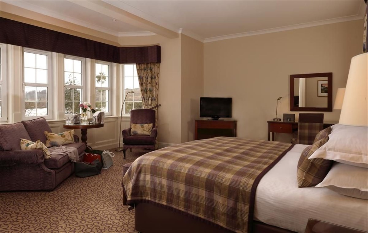 Macdonald Forest Hills Hotel & Resort