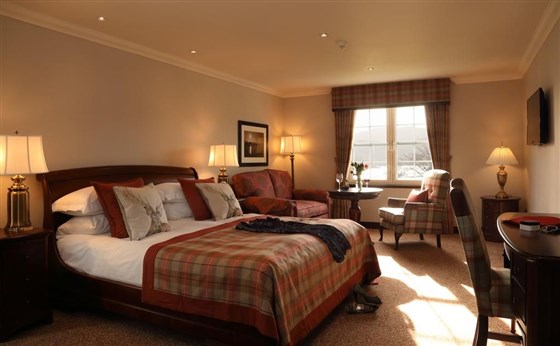 Macdonald Forest Hills Hotel & Resort